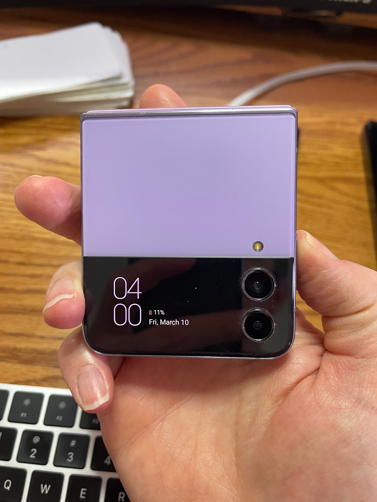 Samsung Galaxy Flip 4