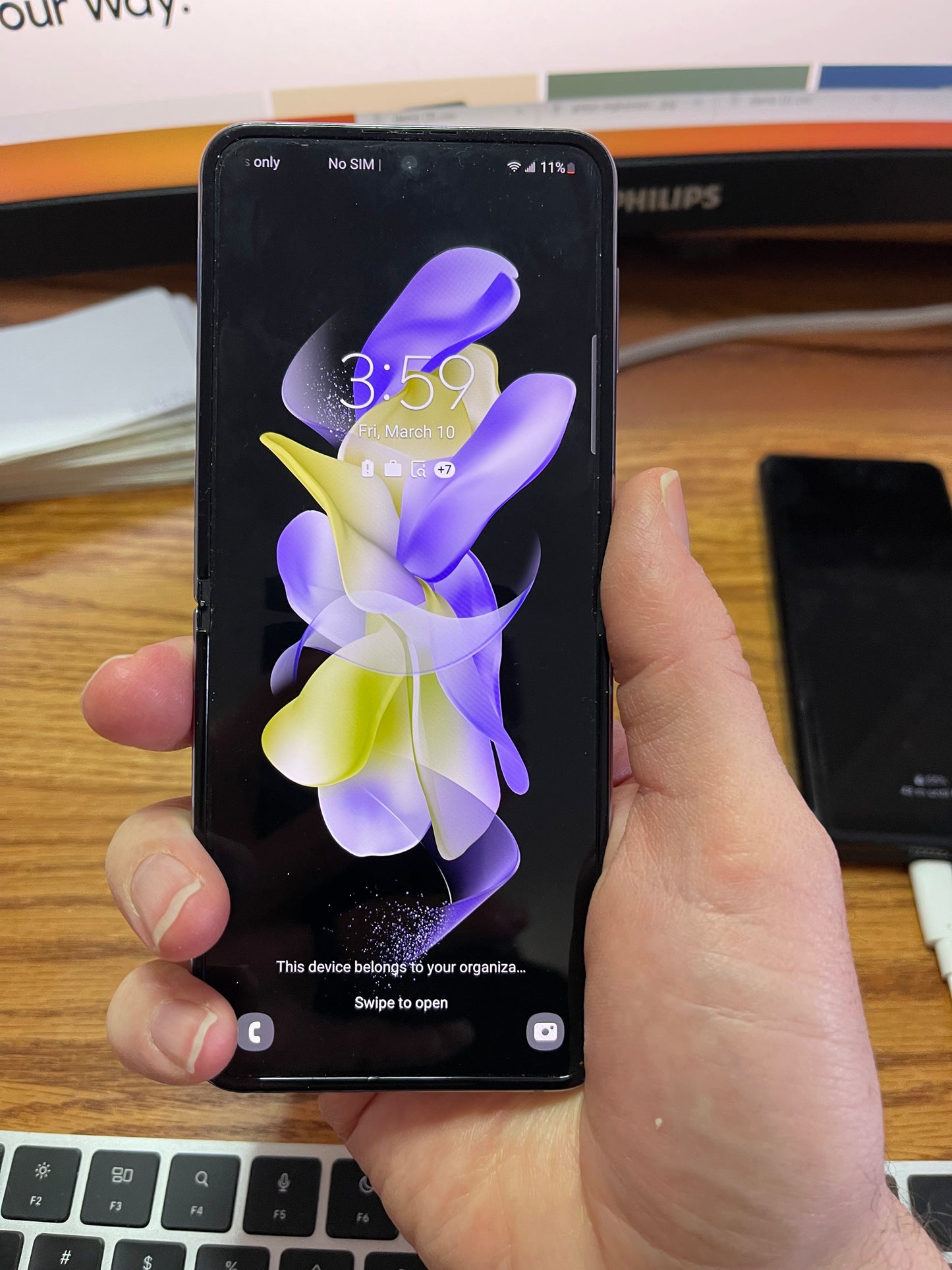 Samsung Galaxy Flip 4